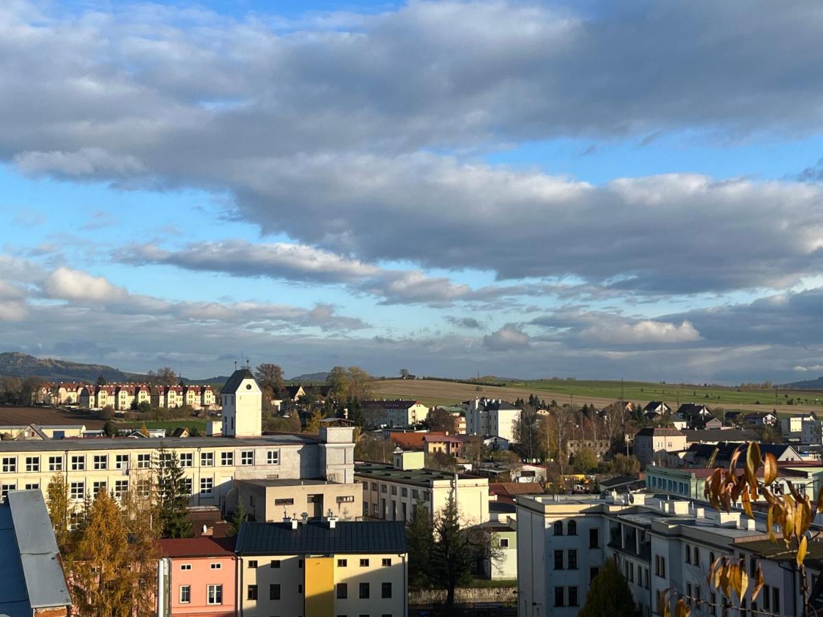 Apartmany Male Namesti, Броумов Экстерьер фото