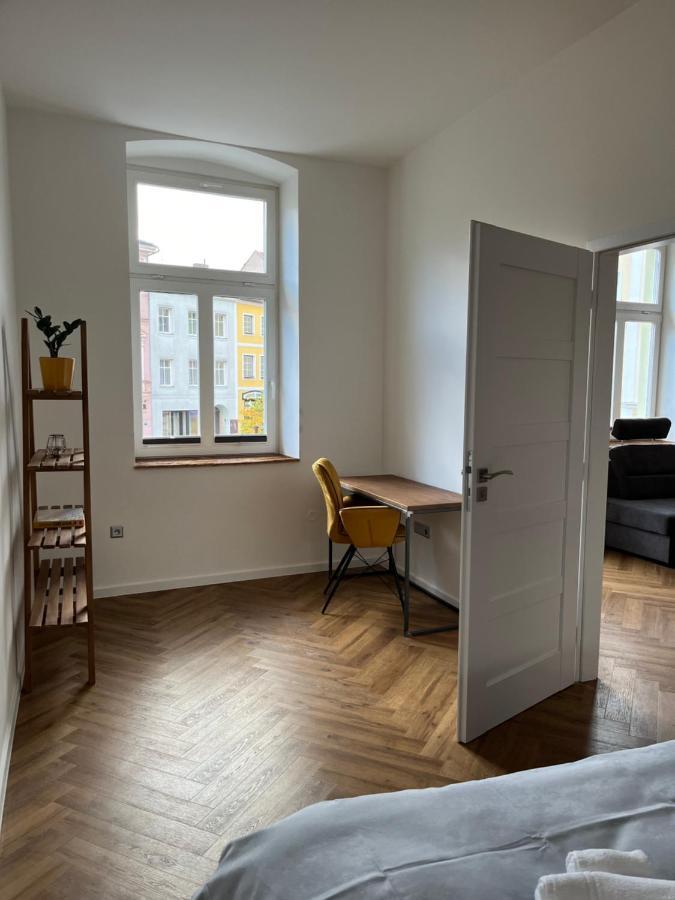 Apartmany Male Namesti, Броумов Экстерьер фото