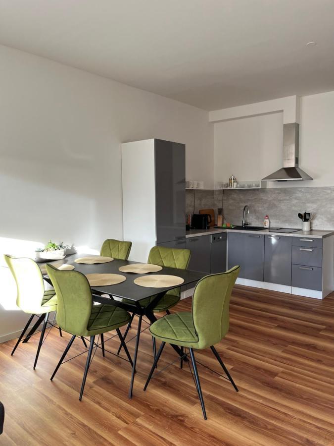 Apartmany Male Namesti, Броумов Экстерьер фото