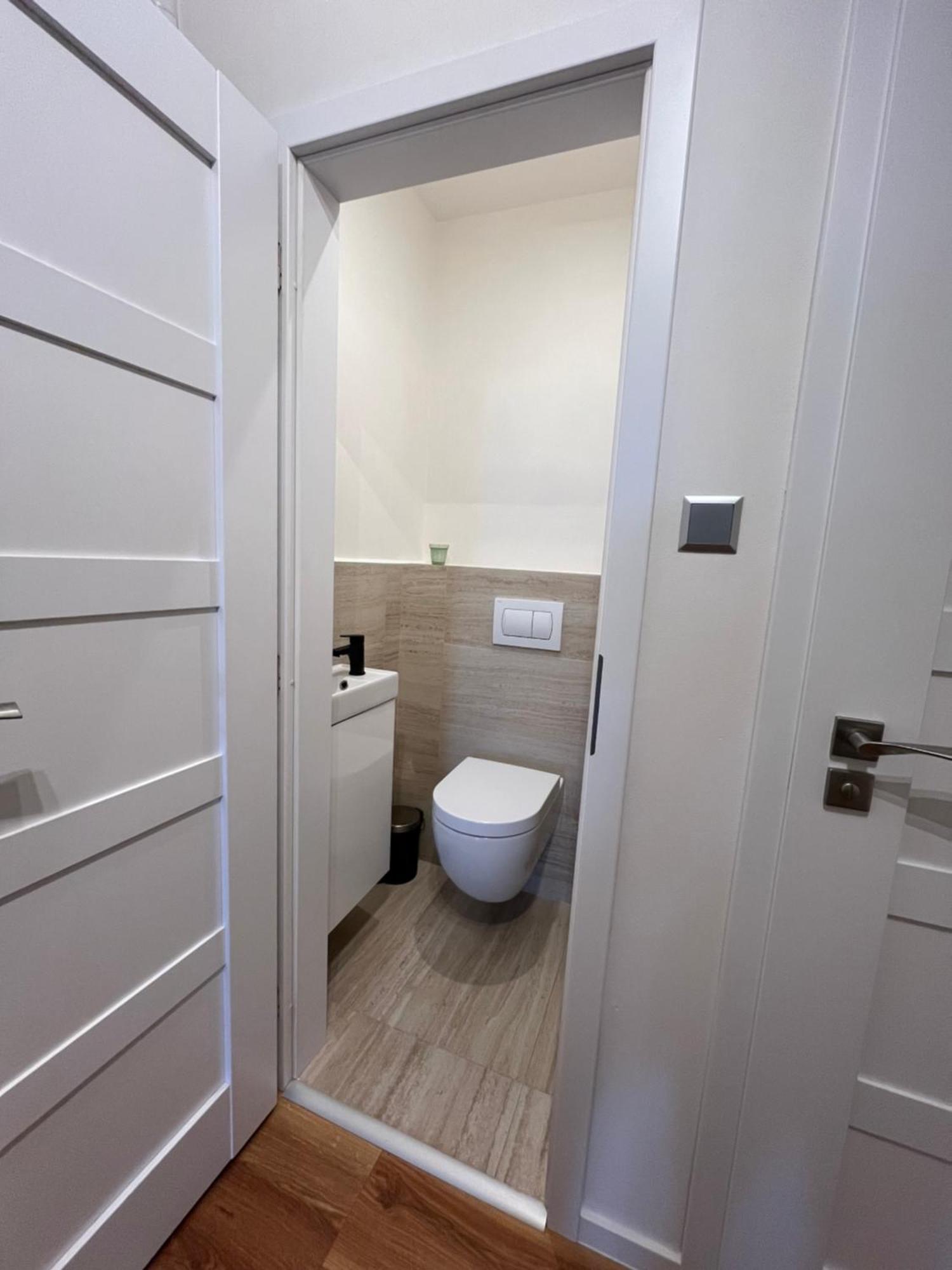 Apartmany Male Namesti, Броумов Экстерьер фото